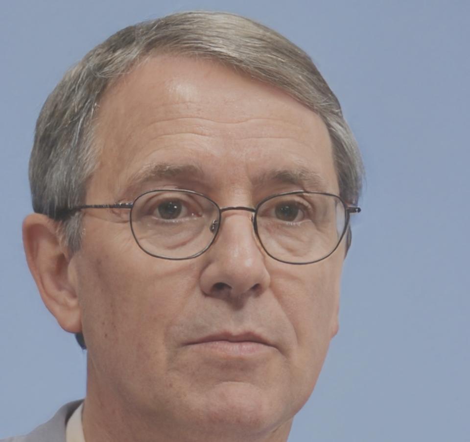 Finnian Blackwood, senior budget reporting instructor